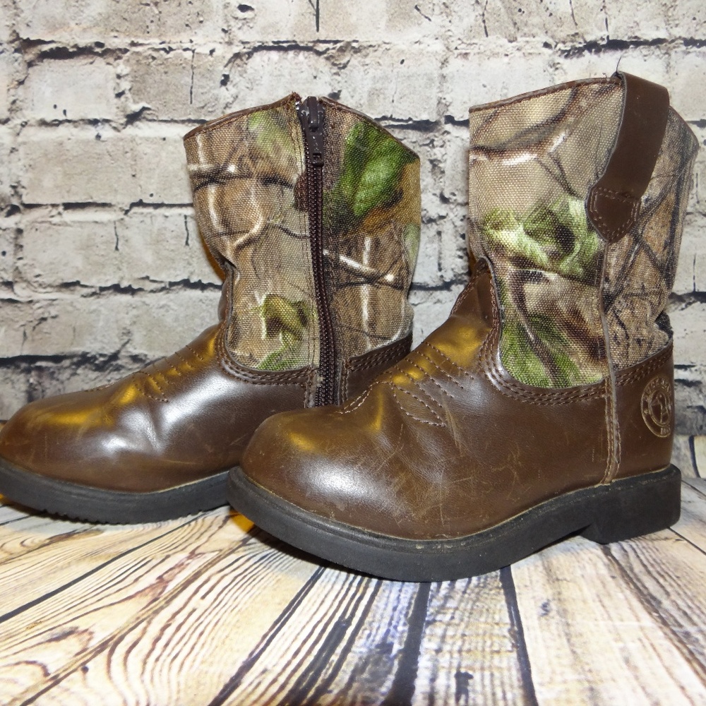 Boy's Duckhead Cowboy Boots-Camo- Size 9M-Duckhead